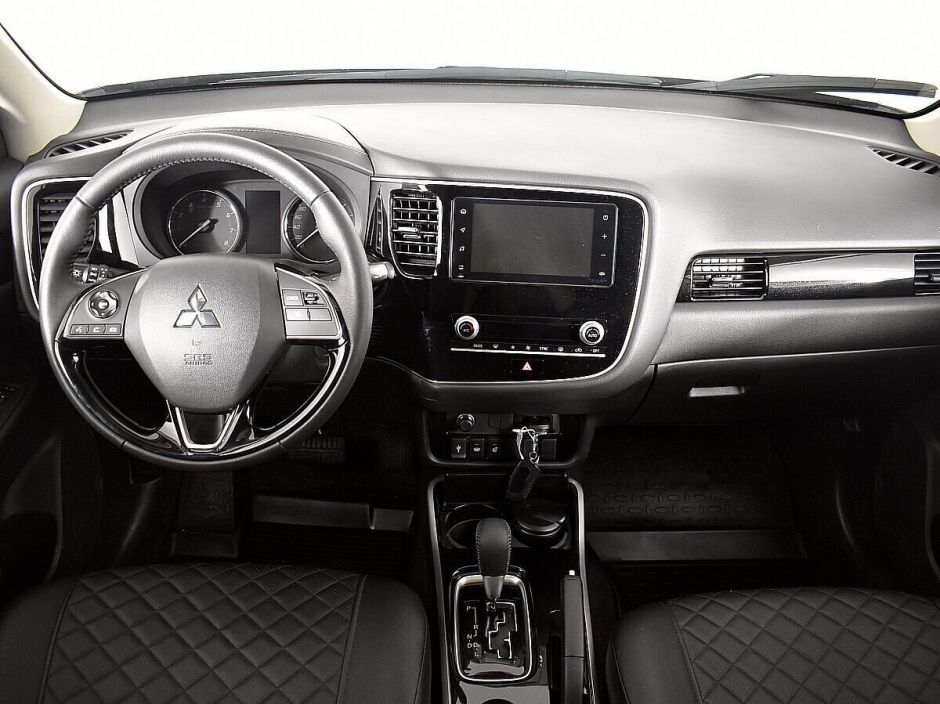 Mitsubishi Outlander, 2.0 л, Вариатор, 2020 фото 9