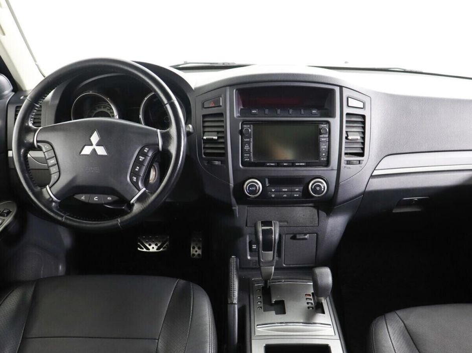 Mitsubishi Pajero, 3.5 л, АТ, 2014 фото 8