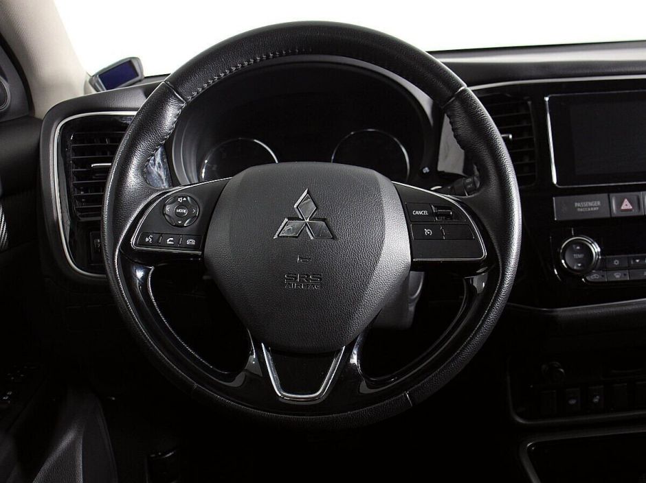 Mitsubishi Outlander, 2.0 л, Вариатор, 2018 фото 10