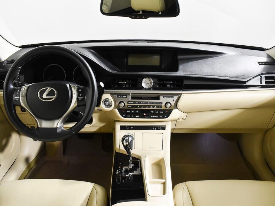 Lexus ES, 2.5 л, АТ, 2013 фото 9