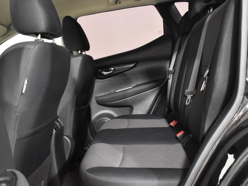 Nissan Qashqai, 1.2 л, Вариатор, 2018 фото 2