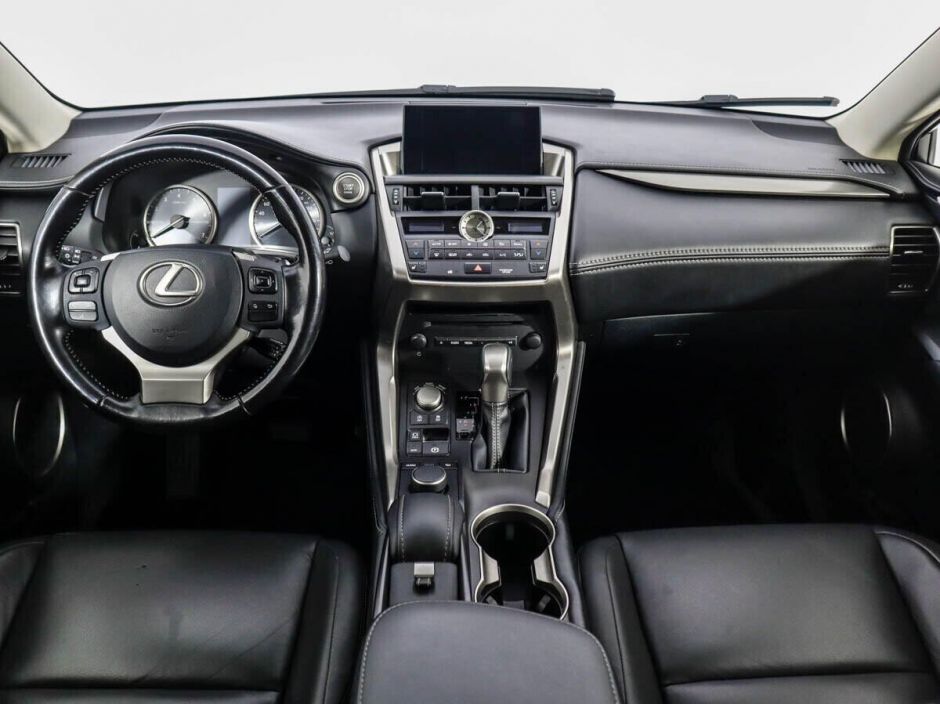 Lexus NX, 2.0 л, Вариатор, 2016 фото 8