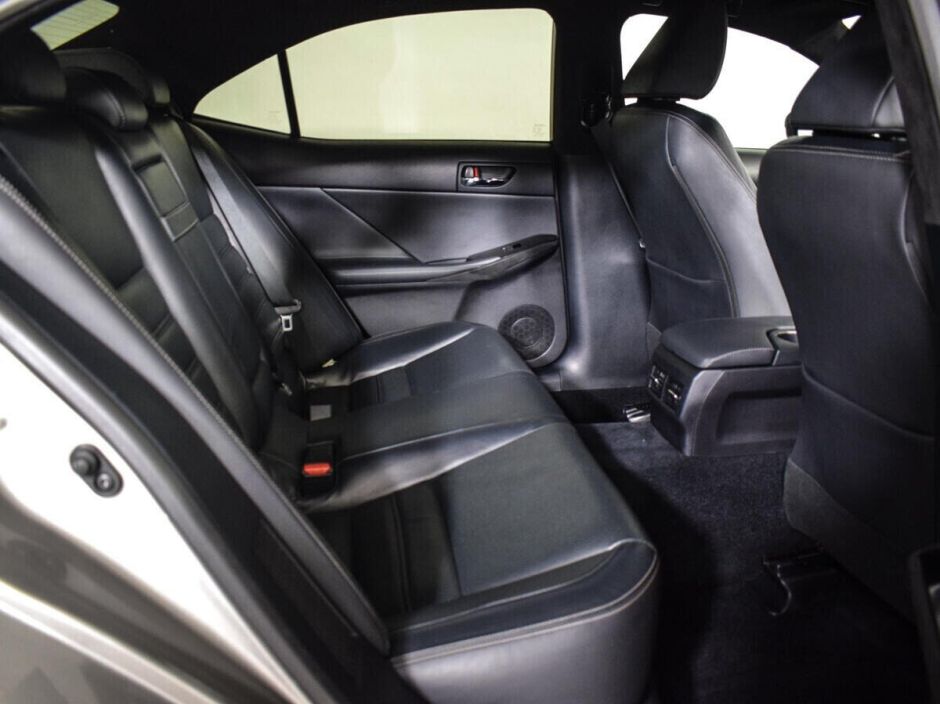 Lexus IS, 2.5 л, Вариатор, 2014 фото 9