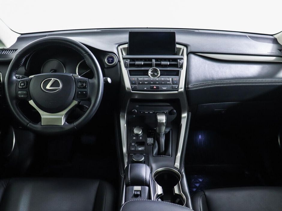 Lexus NX, 2.5 л, Вариатор, 2014 фото 9