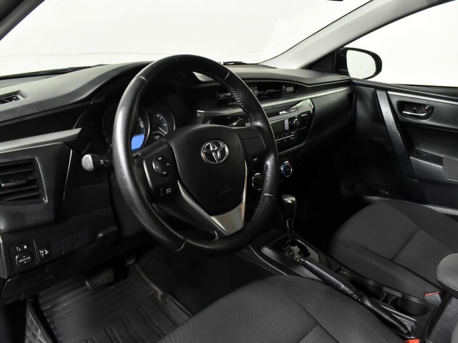 Toyota Corolla, 1.6 л, Вариатор, 2014 фото 7