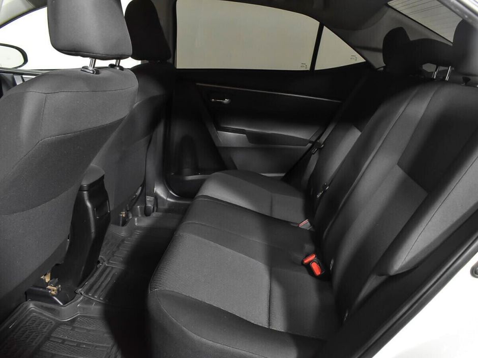 Toyota Corolla, 1.6 л, Вариатор, 2014 фото 1