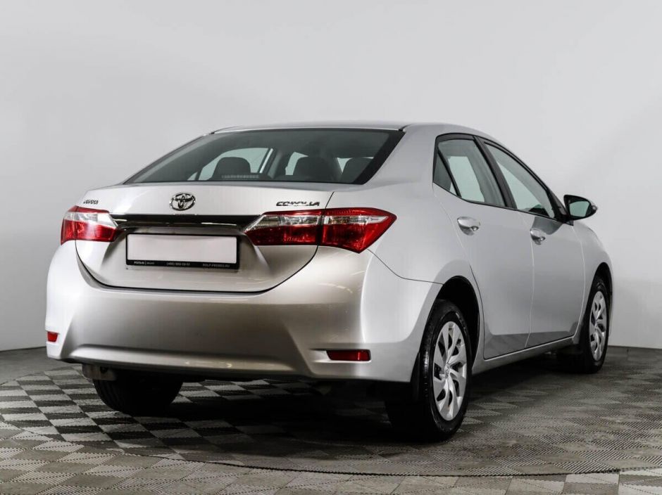 Toyota Corolla, 1.6 л, Вариатор, 2013 фото 5