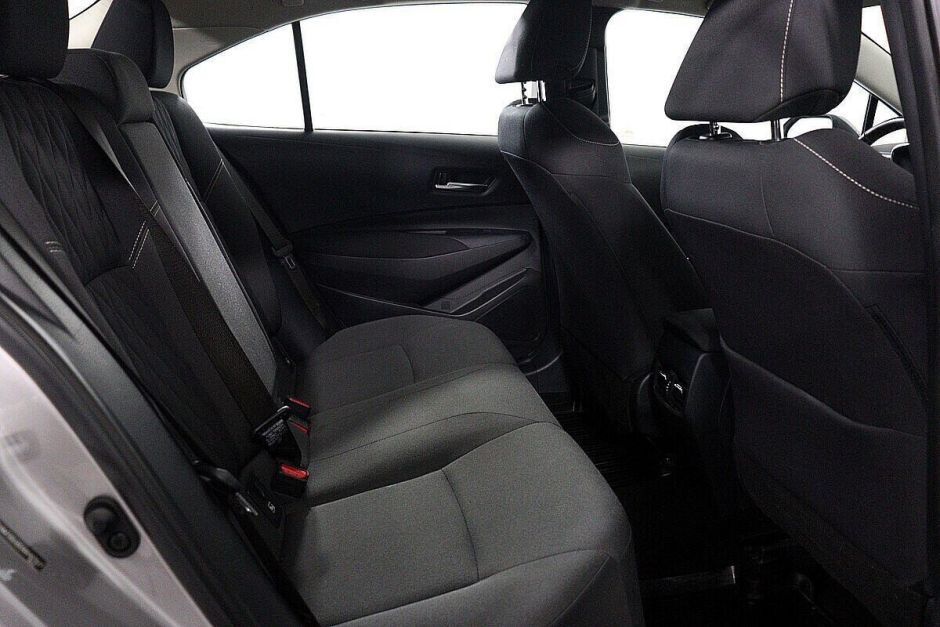 Toyota Corolla, 1.6 л, Вариатор, 2019 фото 2