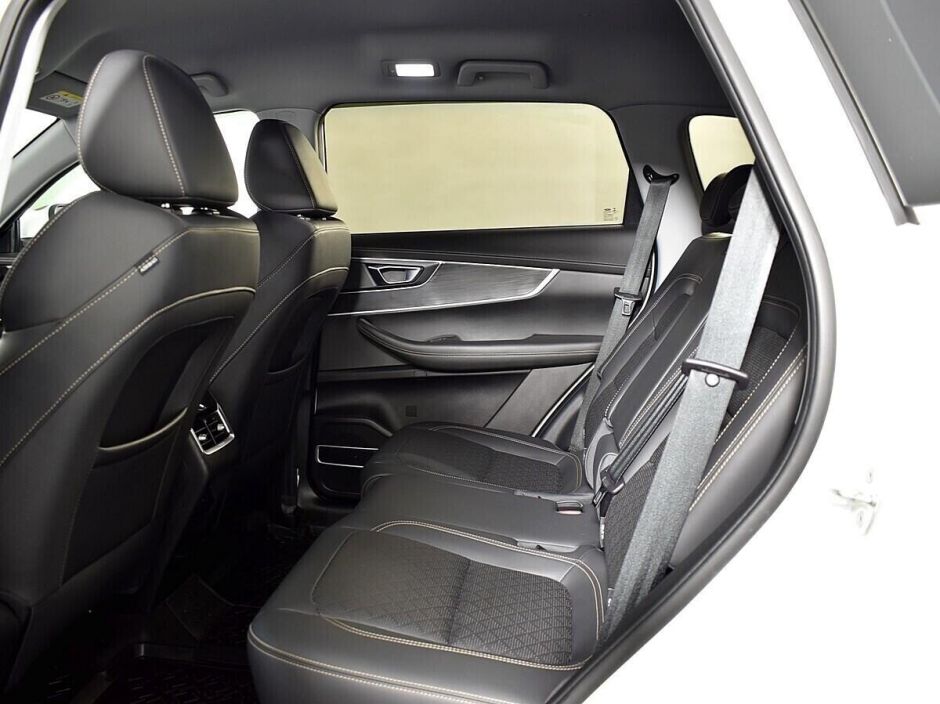 Chery Tiggo 8, 2.0 л, Вариатор, 2020 фото 1