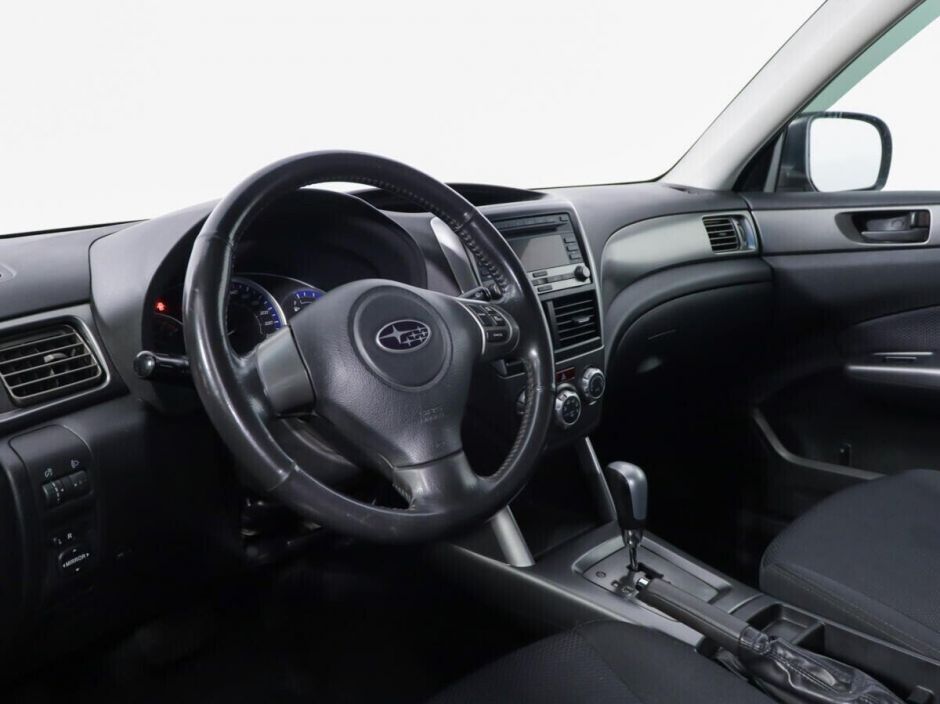 Subaru Forester, 2.0 л, АТ, 2011 фото 7