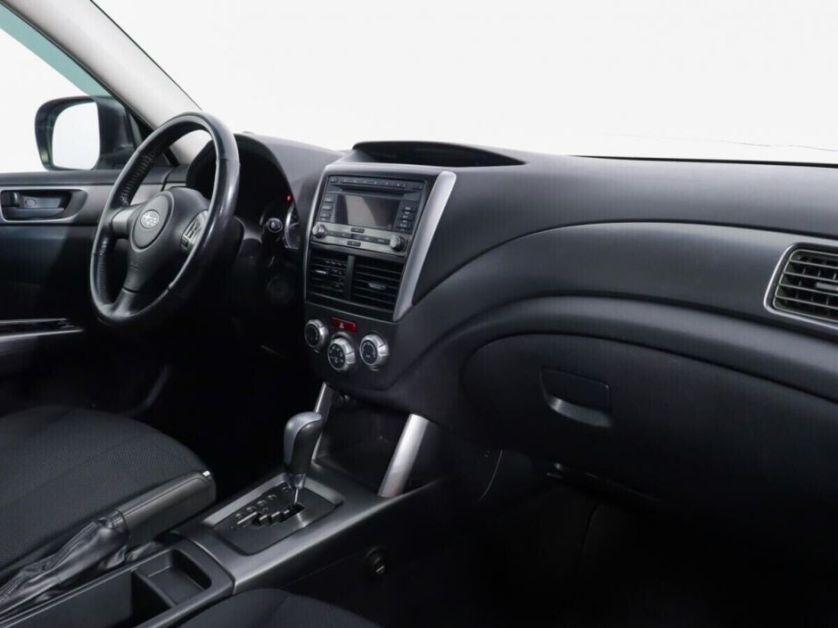 Subaru Forester, 2.0 л, АТ, 2011 фото 2