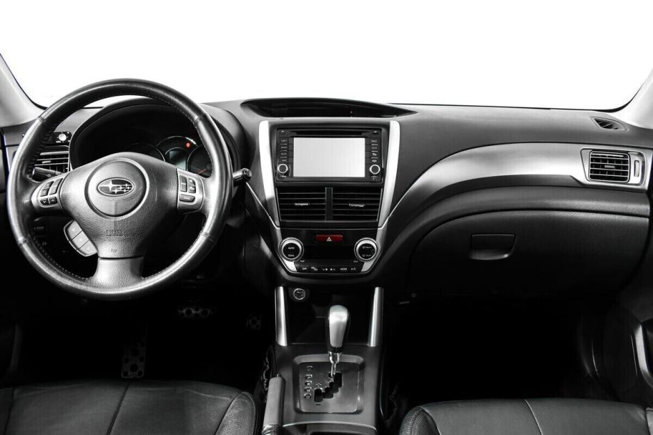 Subaru Forester, 2.0 л, АТ, 2011 фото 8