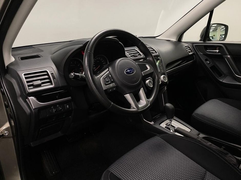 Subaru Forester, 2.0 л, Вариатор, 2017 фото 7