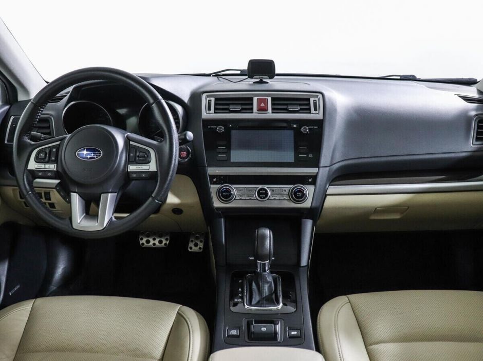 Subaru Outback, 2.5 л, Вариатор, 2015 фото 8