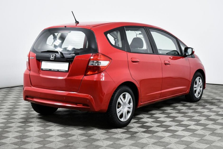 Honda Jazz, 1.3 л, Вариатор, 2011 фото 5