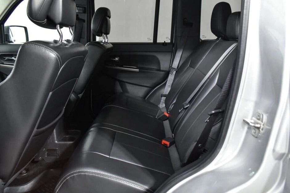 Jeep Cherokee, 2.8 л, АТ, 2012 фото 2