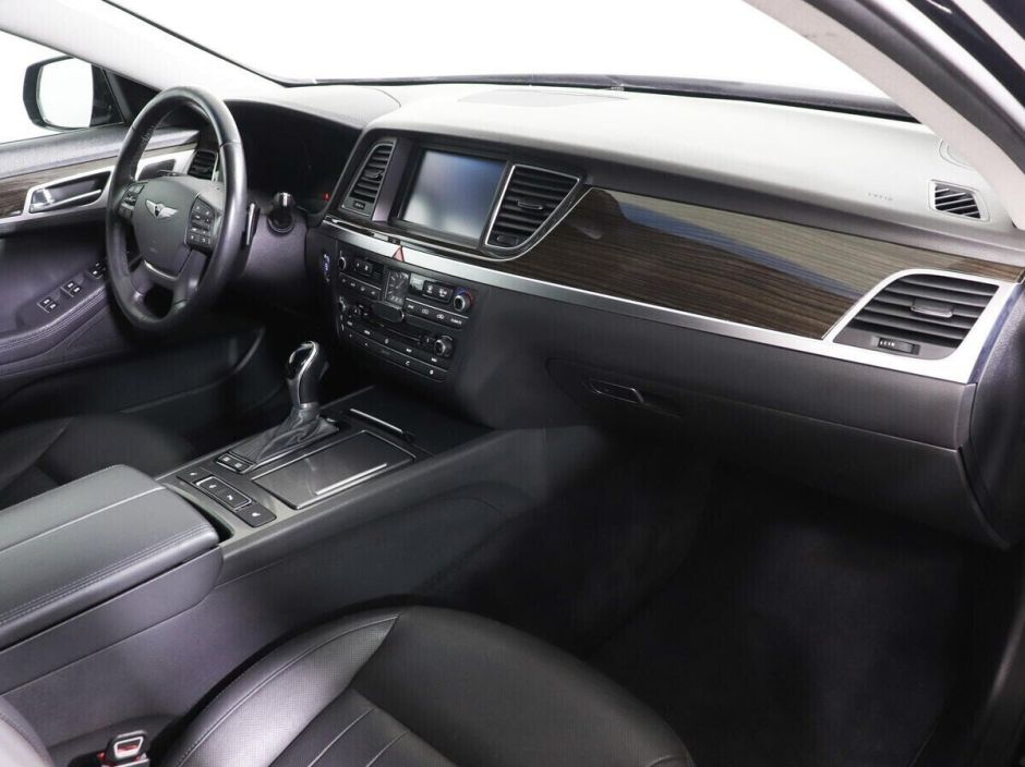 Hyundai Genesis, 3.0 л, АТ, 2015 фото 1