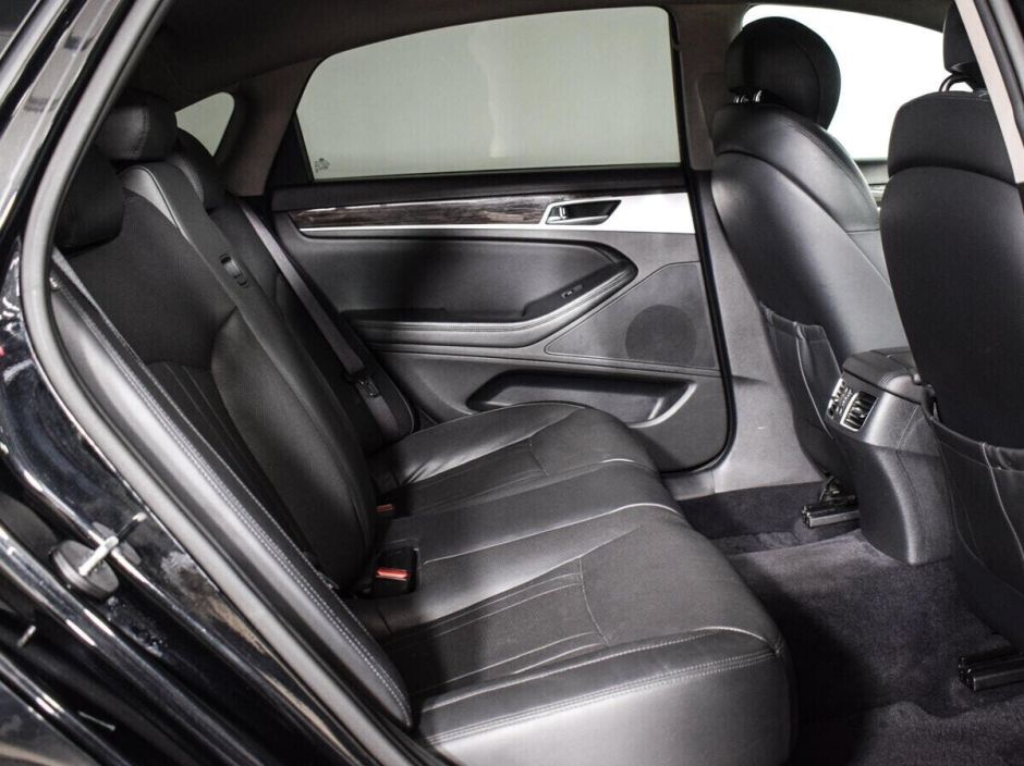 Hyundai Genesis, 3.0 л, АТ, 2014 фото 1