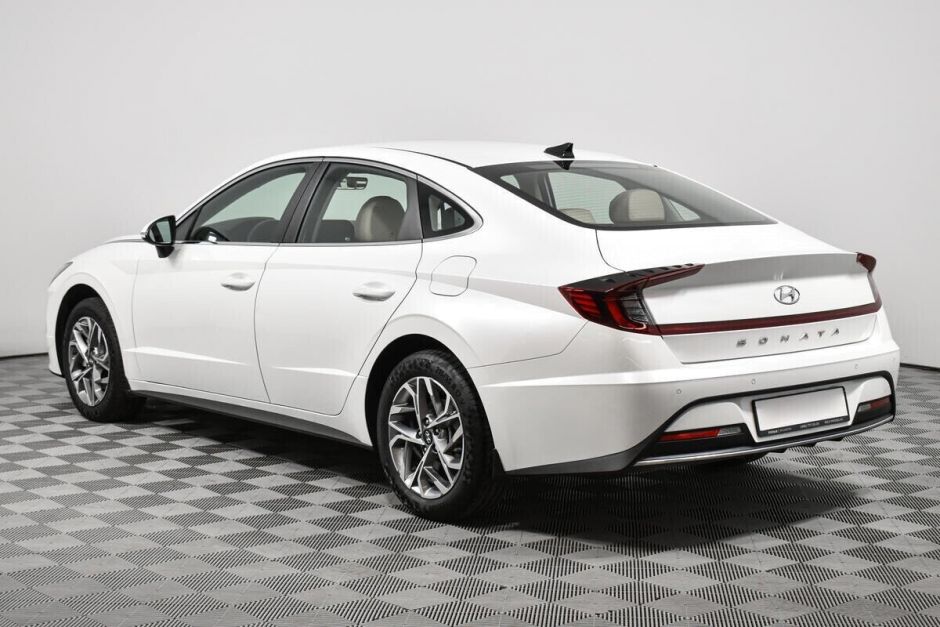 Hyundai Sonata, 2.0 л, АТ, 2020 фото 6
