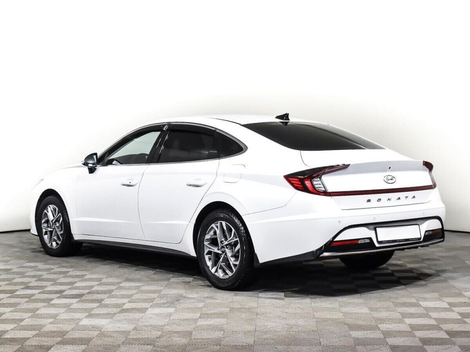 Hyundai Sonata, 2.0 л, АТ, 2020 фото 6