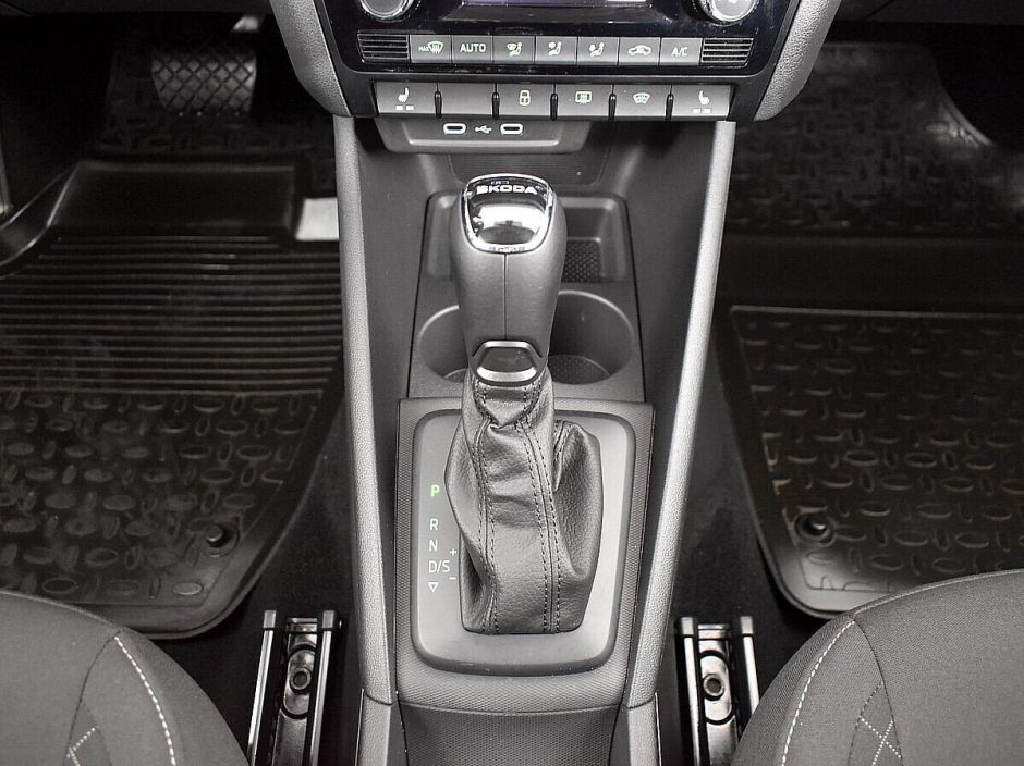 Skoda Rapid, 1.6 л, АТ, 2020 фото 2