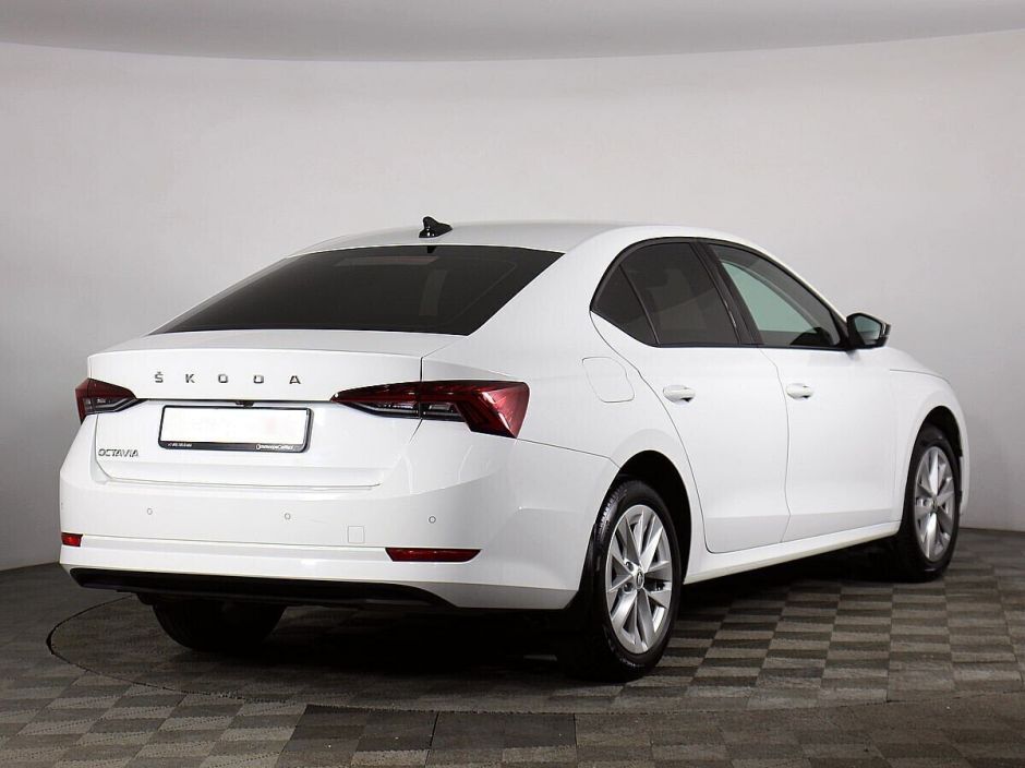 Skoda Octavia, 1.4 л, АТ, 2021 фото 4