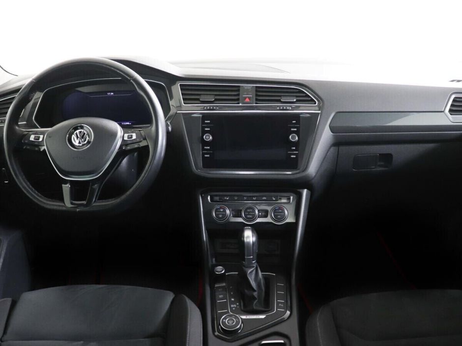 Volkswagen Tiguan, 2.0 л, Робот, 2017 фото 8