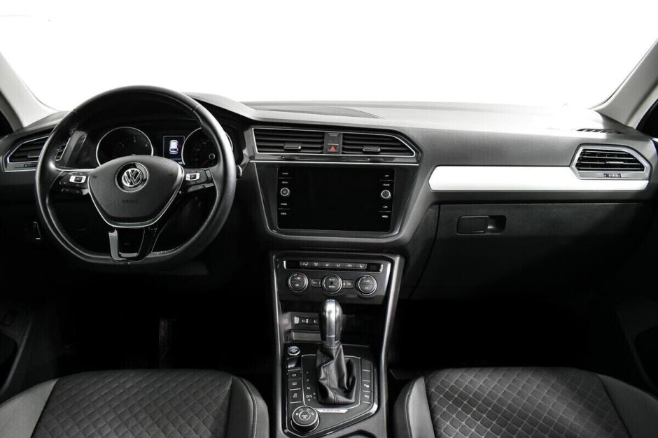 Volkswagen Tiguan, 2.0 л, Робот, 2017 фото 8