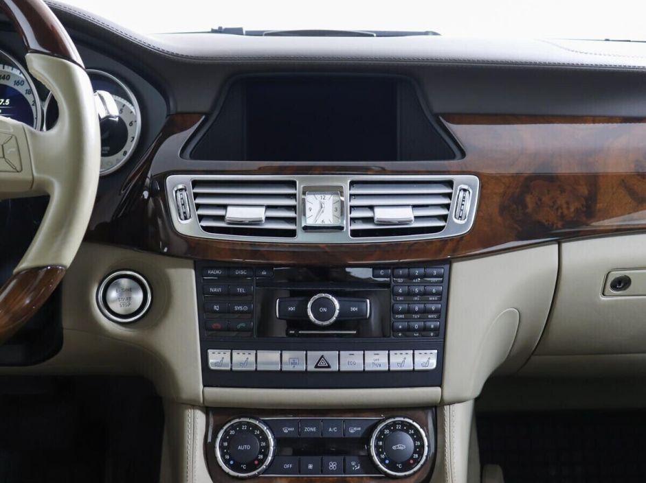 Mercedes-Benz CLS, 3.5 л, АТ, 2012 фото 9