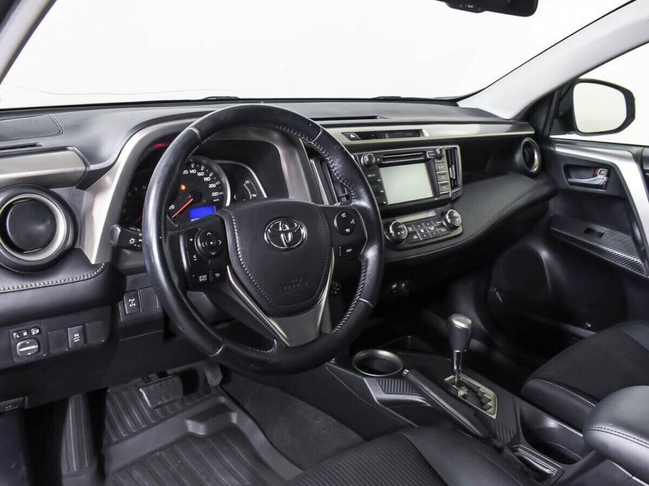 Toyota RAV4, 2.2 л, АТ, 2014 фото 7