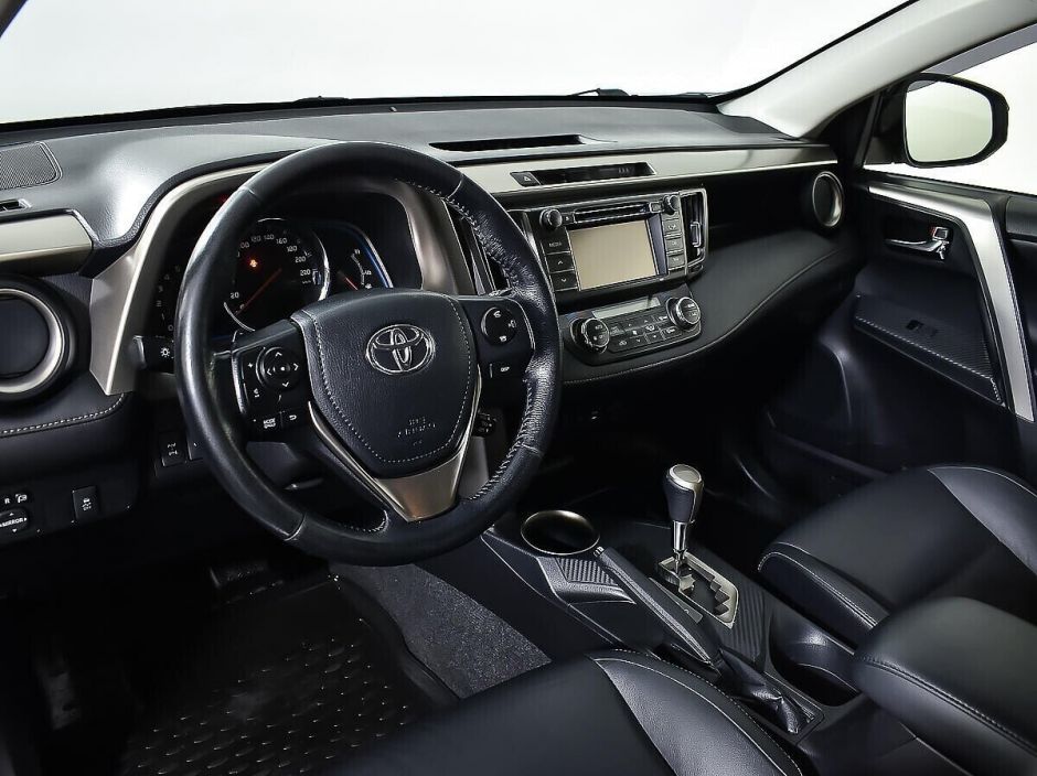 Toyota RAV4, 2.2 л, АТ, 2014 фото 7