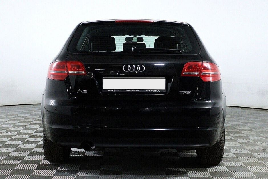 Audi A3, 1.2 л, Робот, 2012 фото 8