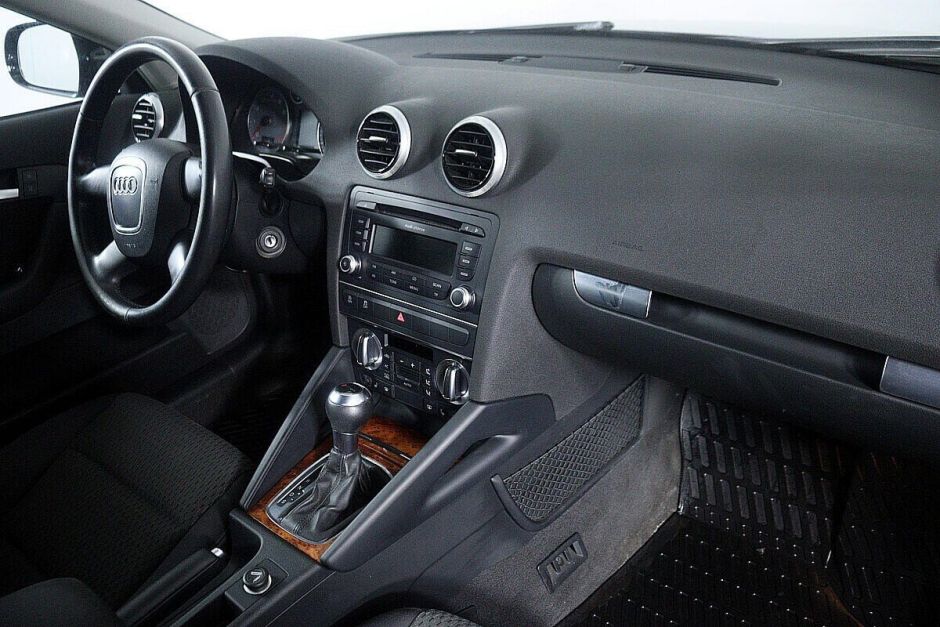 Audi A3, 1.2 л, Робот, 2012 фото 12