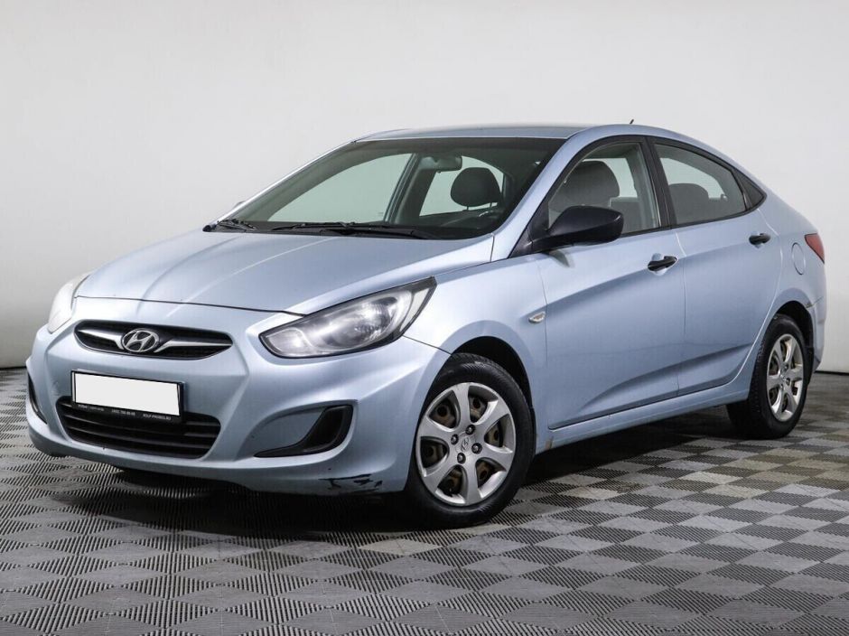 Hyundai Solaris, 1.4 л, МТ, 2012 фото 3