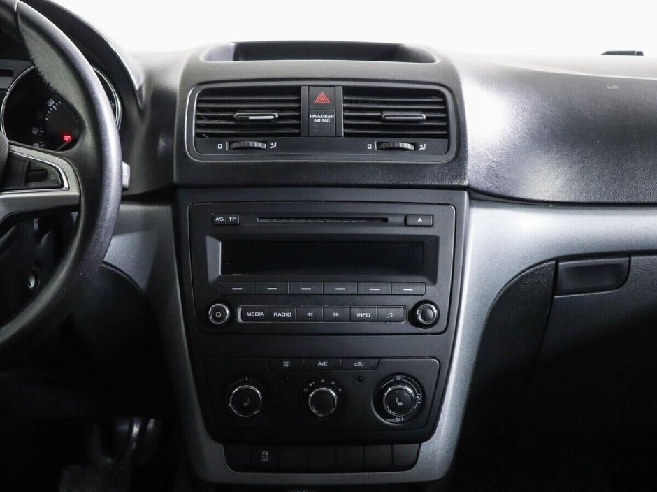 Skoda Yeti, 1.2 л, Робот, 2014 фото 2