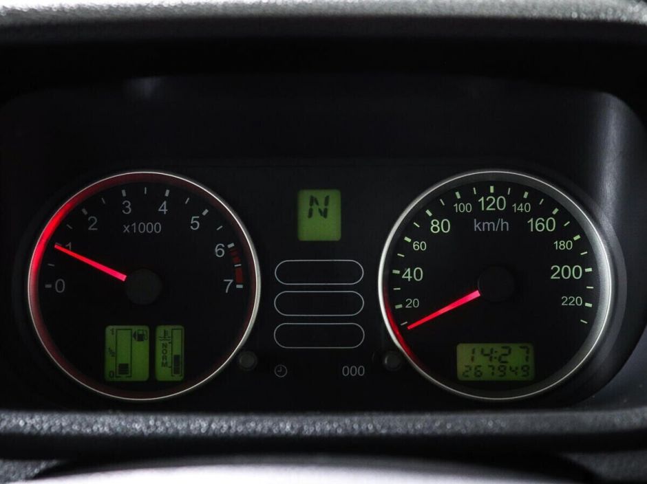 Ford Fusion, 1.4 л, Робот, 2005 фото 13