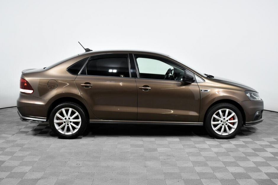 Volkswagen Polo, 1.4 л, Робот, 2017 фото 6