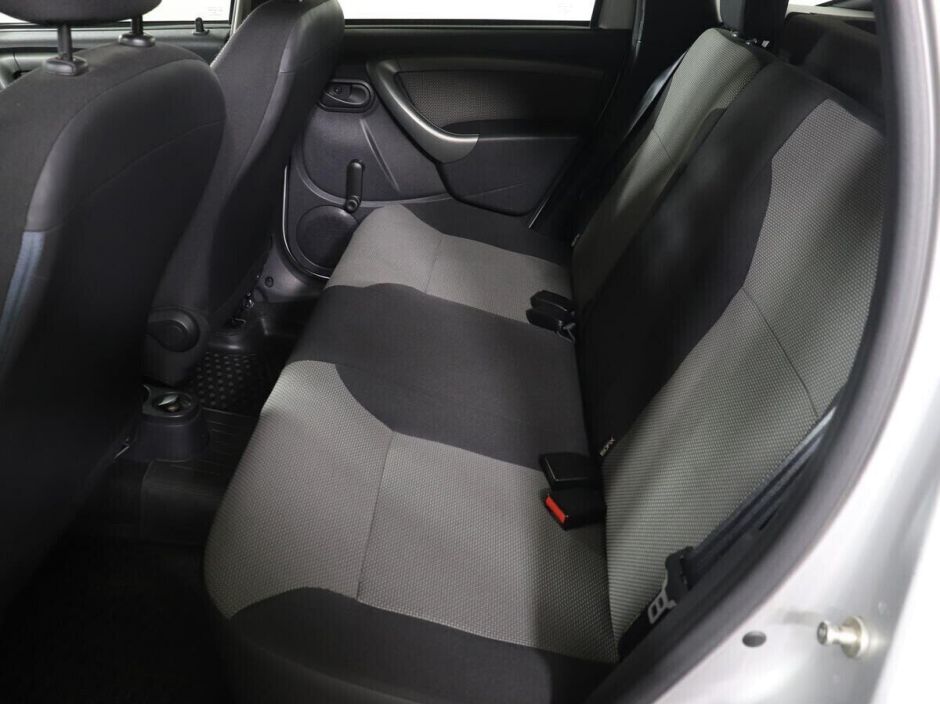 Renault Duster, 1.6 л, МТ, 2017 фото 12