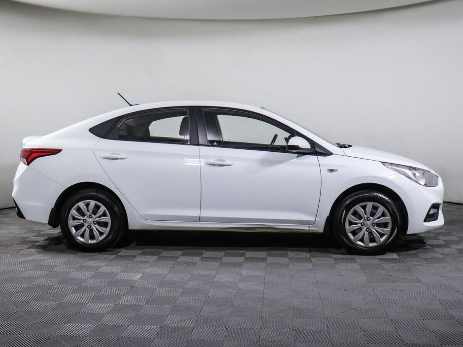 Hyundai Solaris, 1.4 л, АТ, 2018 фото 6