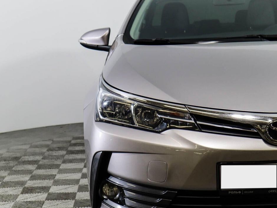 Toyota Corolla, 1.6 л, Вариатор, 2018 фото 2