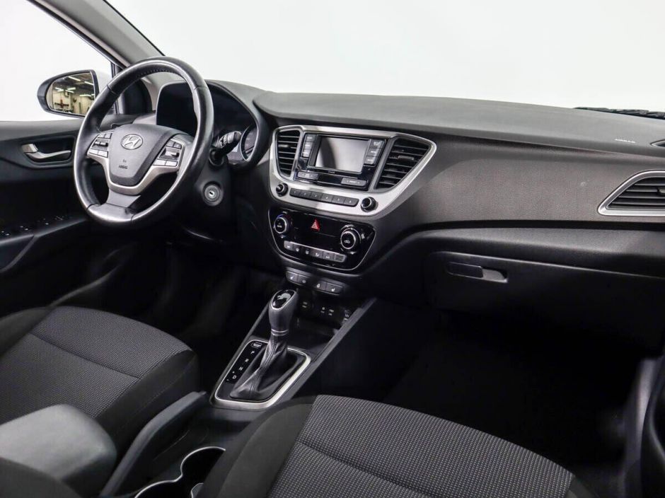 Hyundai Solaris, 1.6 л, АТ, 2017 фото 11
