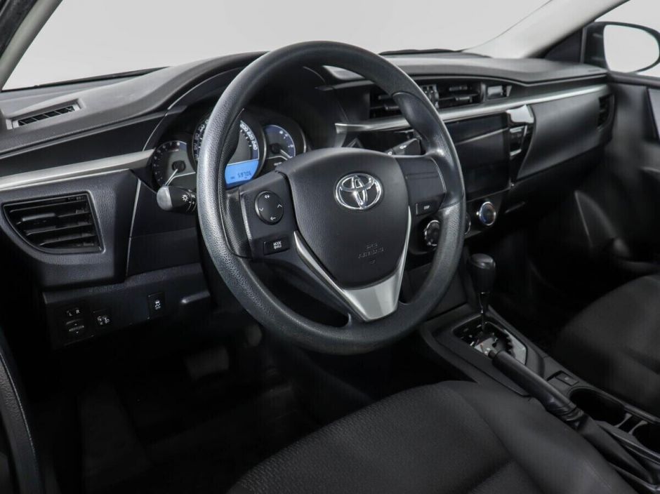 Toyota Corolla, 1.6 л, Вариатор, 2013 фото 11