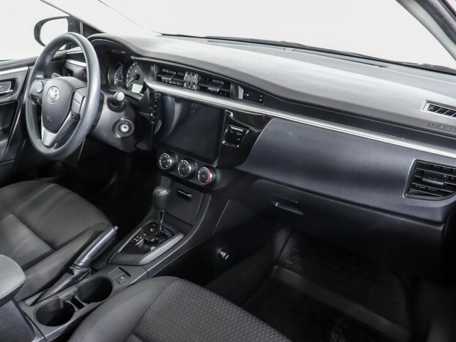 Toyota Corolla, 1.6 л, Вариатор, 2013 фото 12
