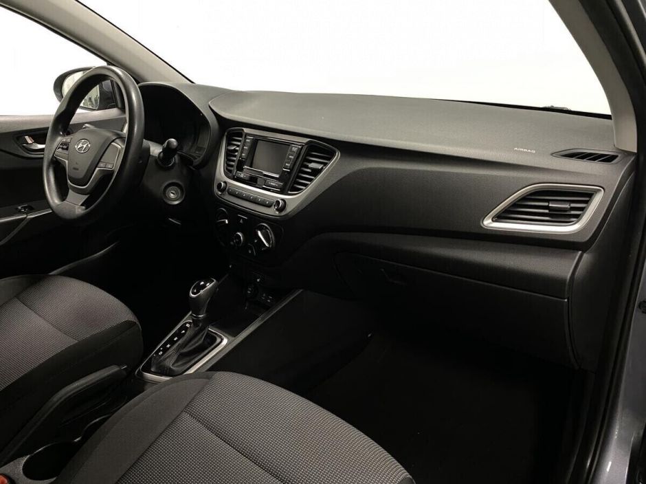 Hyundai Solaris, 1.6 л, АТ, 2017 фото 13