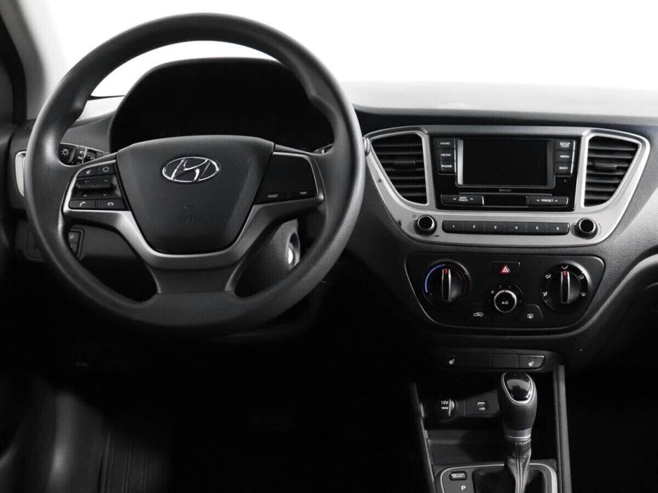 Hyundai Solaris, 1.6 л, АТ, 2021 фото 12
