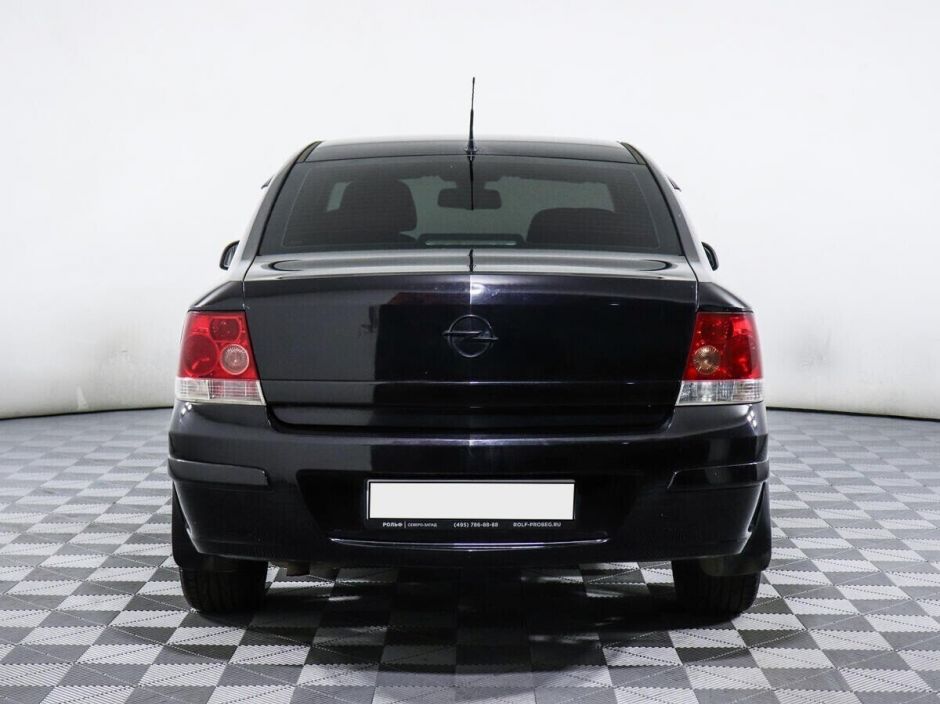 Opel Astra, 1.8 л, АТ, 2011 фото 7