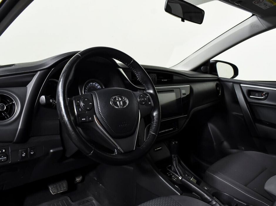 Toyota Corolla, 1.6 л, Вариатор, 2016 фото 18