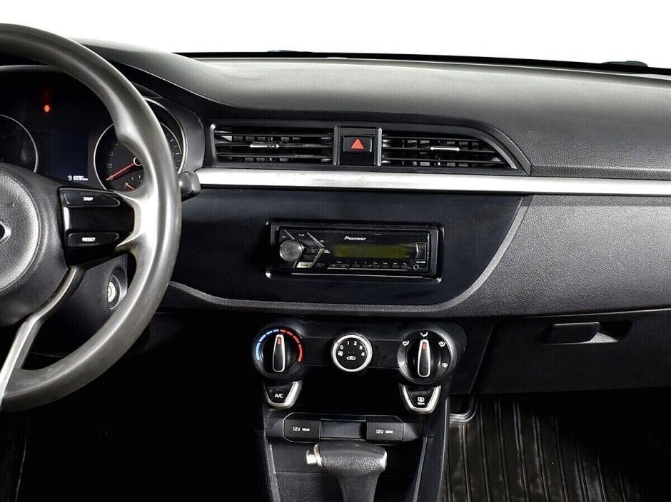 Kia Rio, 1.4 л, АТ, 2018 фото 16