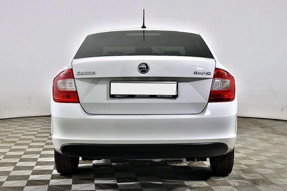 Skoda Rapid, 1.6 л, МТ, 2015 фото 8