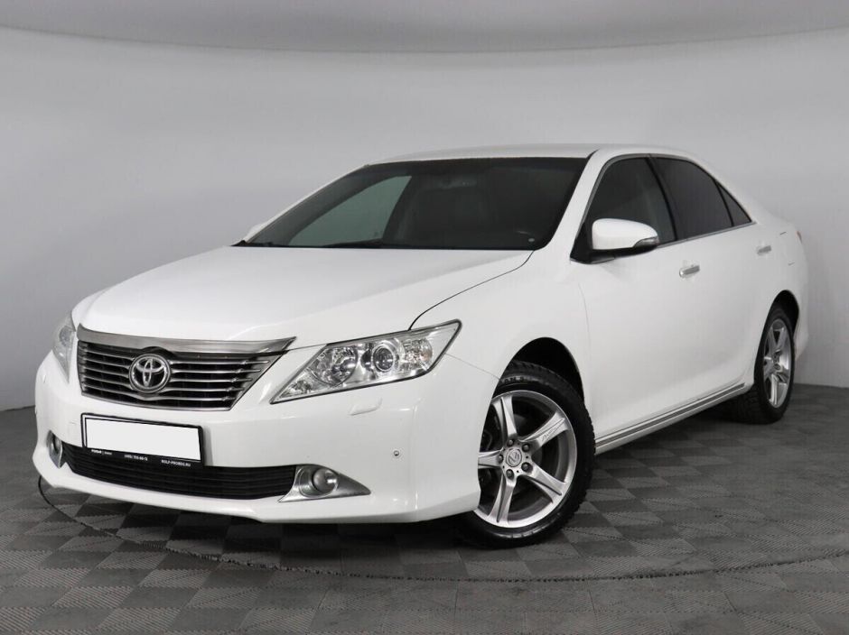 Toyota Camry, 2.5 л, АТ, 2012 фото 3